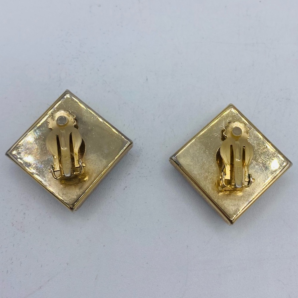 Vintage 80s-90s Square Gold Tone Faux Pearl/Rhinestone Clip On Earrings 1”x1” - Picture 5 of 8